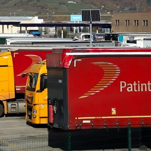 La firma Patinter tiene en Álava uno de sus seis centros europeos de transporte por carretera.