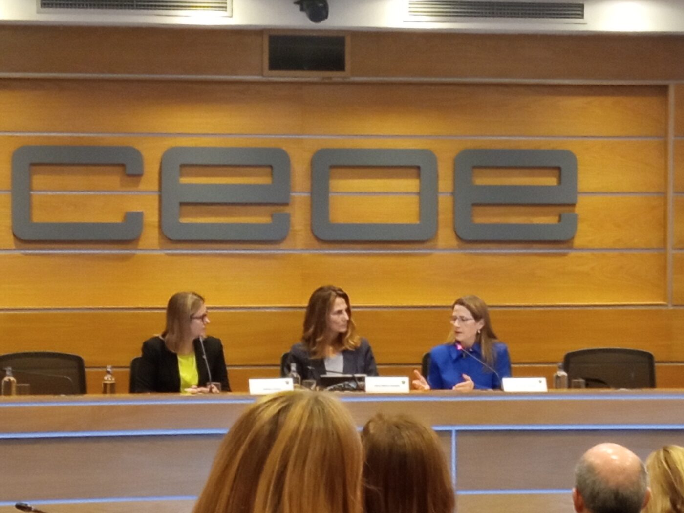 Charla en la sede de CEOE